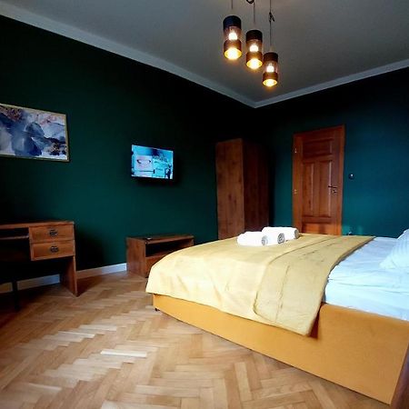 Old Town Plus Apartment ทาร์นูฟ ภายนอก รูปภาพ