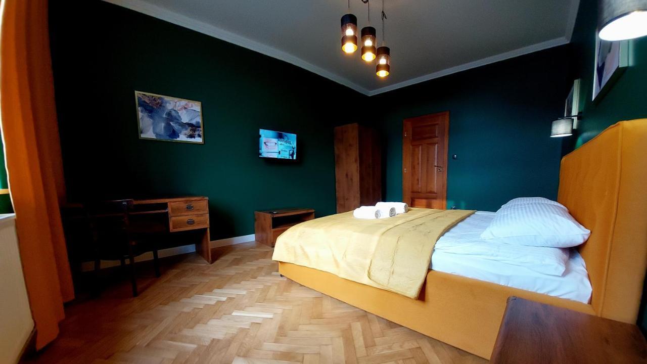 Old Town Plus Apartment ทาร์นูฟ ภายนอก รูปภาพ